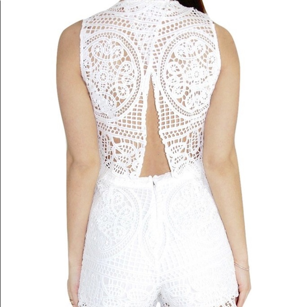White romper - Picture 4 of 4